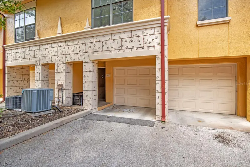 6119 Metrowest Blvd #103, FL
