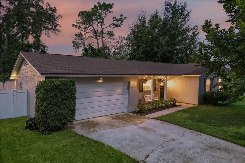 104 Kilkenny Ct, FL