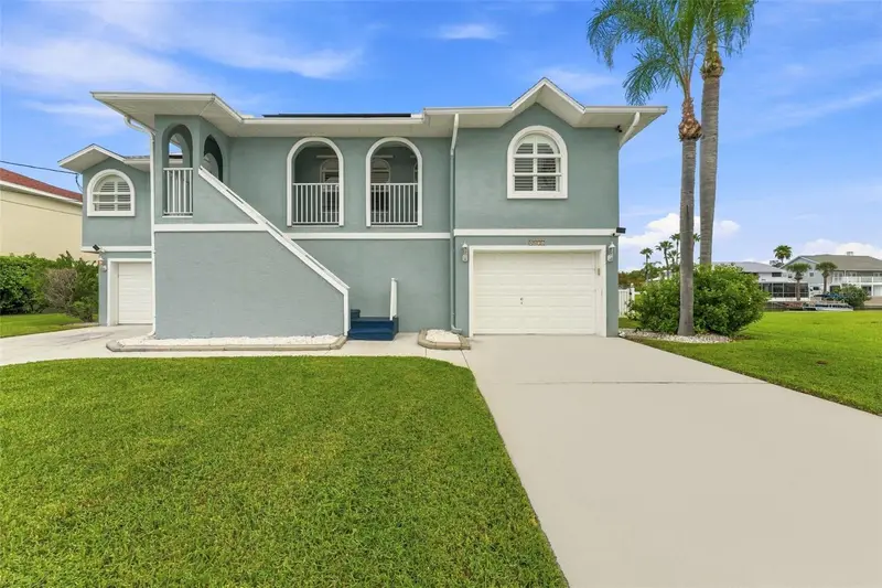 4017 Triggerfish Dr, FL