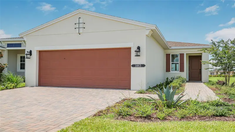 Tavares listing