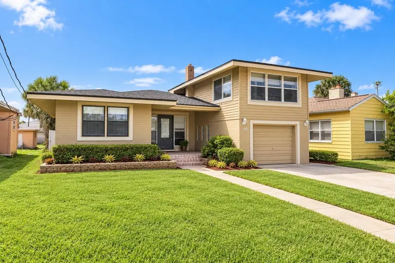 582 Revilo Blvd, FL