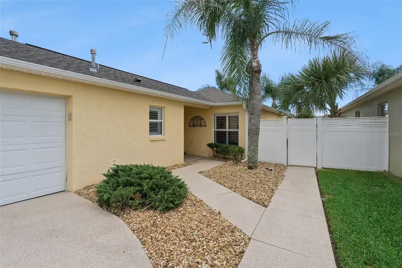 1492 Alexandria Pl, FL
