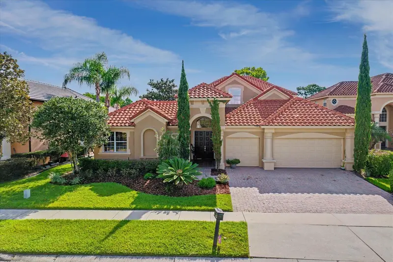 Waterford Lakes pending
