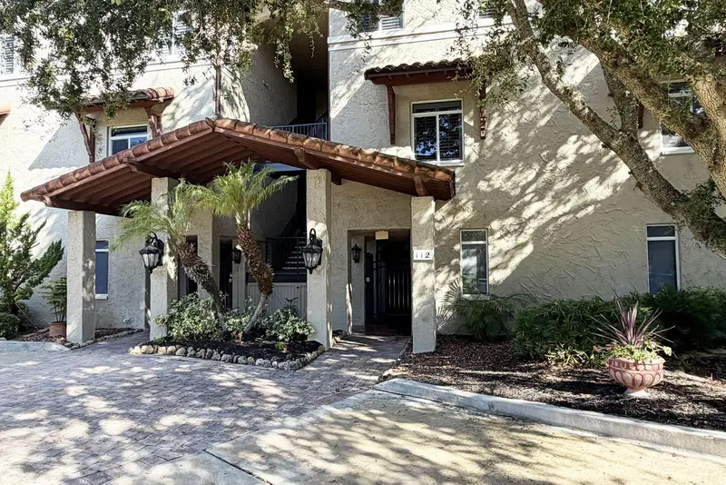 112 Club House Dr #102, FL