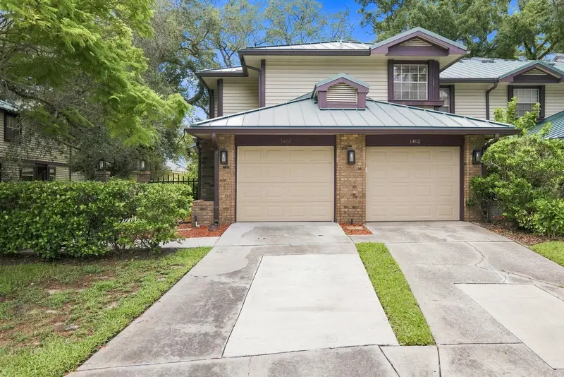 1460 Mahogany Ln, FL