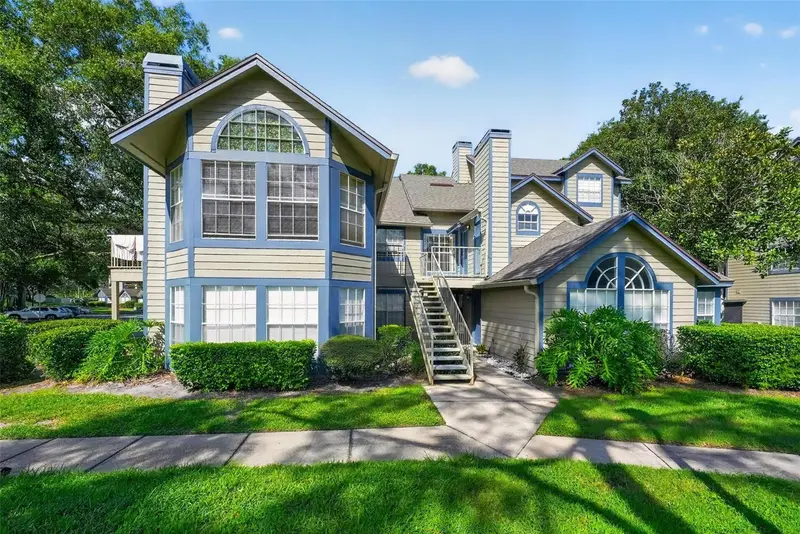962 Newcastle Cir #202, FL