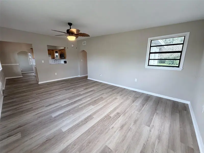 2136 Linden Rd, FL
