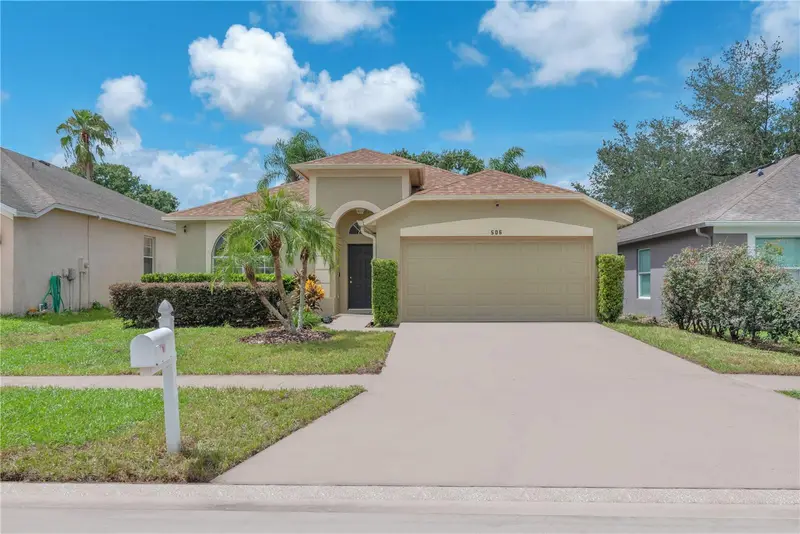 506 Greg St, FL