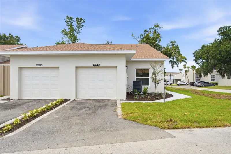 1411 Oak Pl #F, FL
