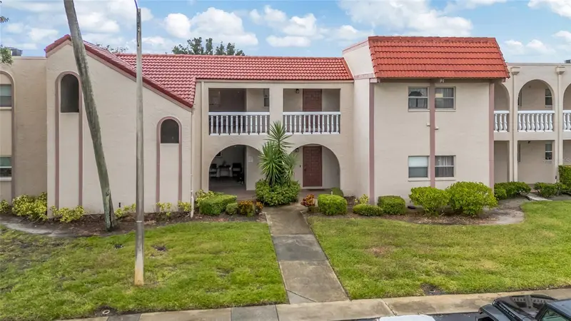 9700 Starkey Rd #113, FL