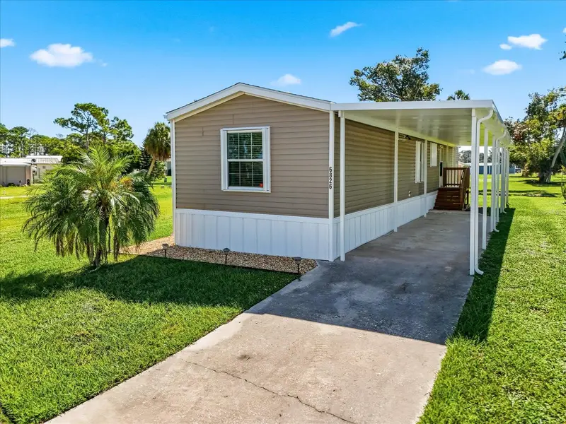 6826 Alani Ct, FL