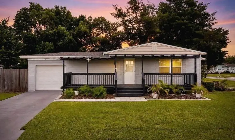 120 Primrose Ct, FL