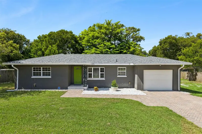 4722 N Orange Blossom Trl, FL