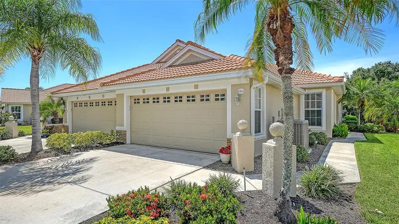 Pelican Pointe Golf & Country Club listing