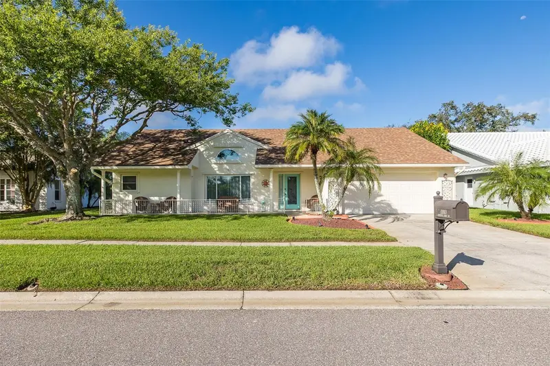 11810 Spanish Lake Dr, FL