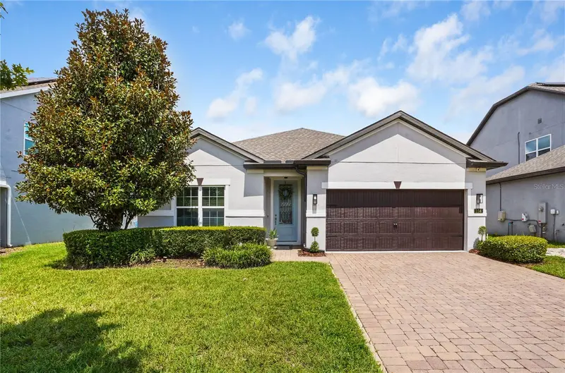 154 Oakmont Reserve Cir, FL