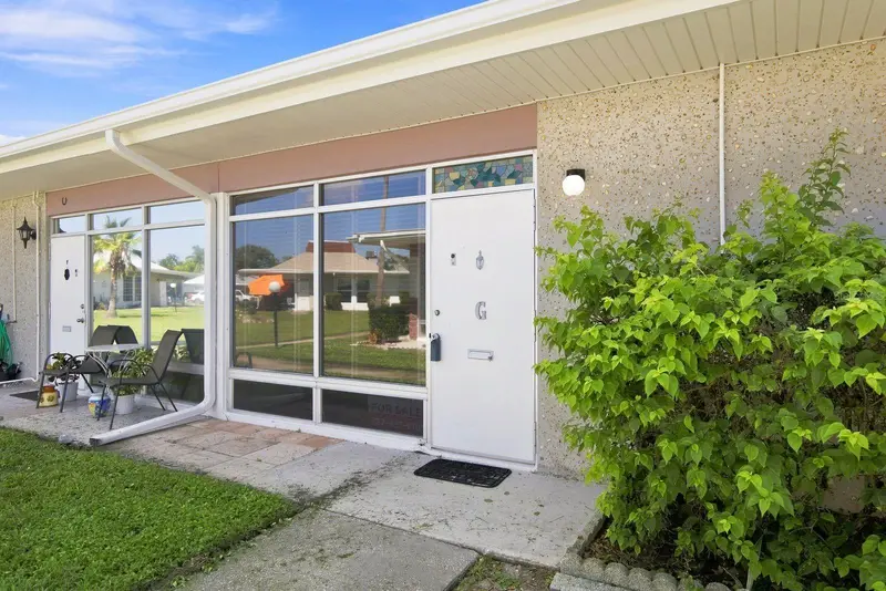 4349 Tahitian Gardens Cir #G, FL