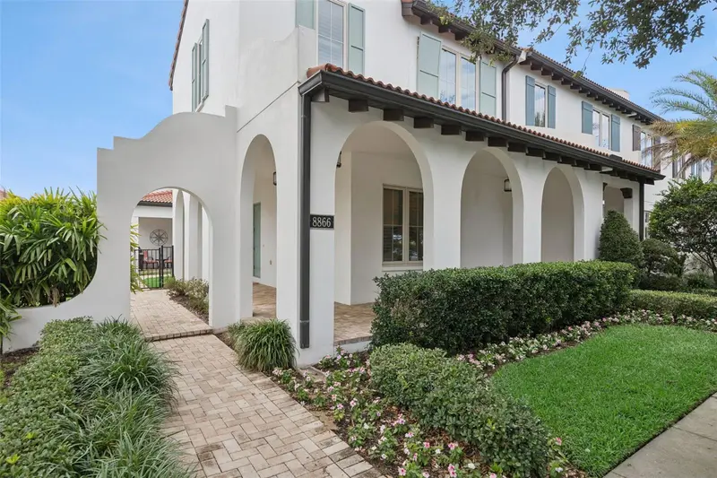 8866 Bismarck Palm Dr, FL