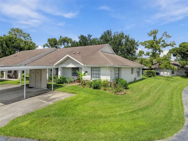 7610 Oakmont Ln, FL