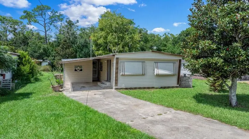 13337 Woodland Dr, FL