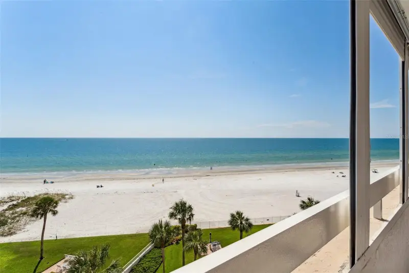 17900 Gulf Blvd #6c, FL
