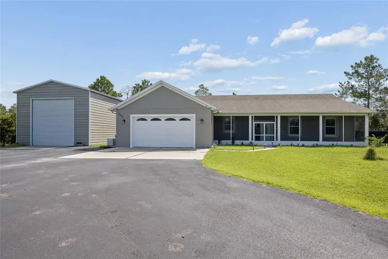 Bay Lake Ranch listing