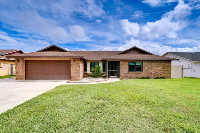 659 Timber Pond Dr, FL