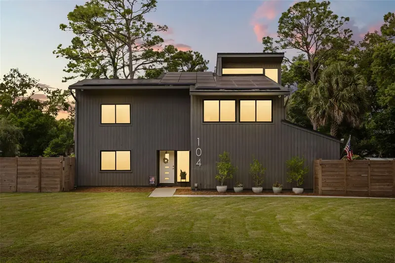 104 Wild Fern Dr, FL