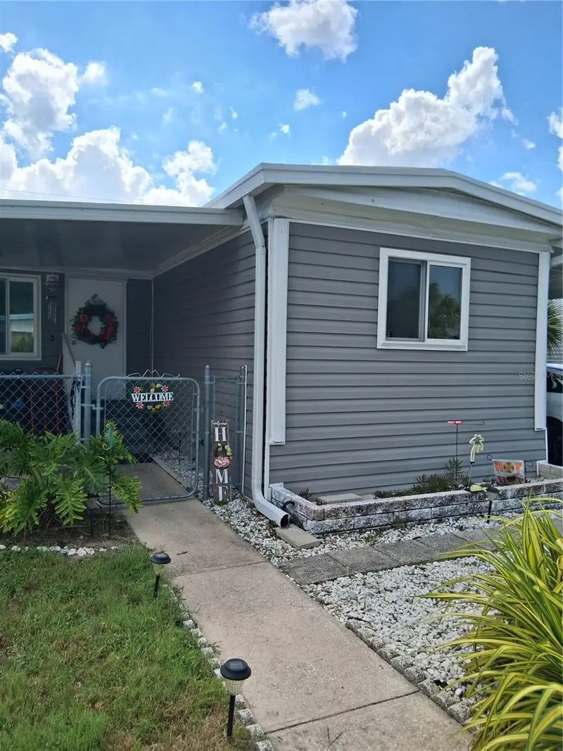 6580 Seminole Blvd #110, FL