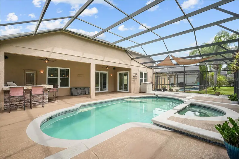 10169 Marsh Pine Cir, FL