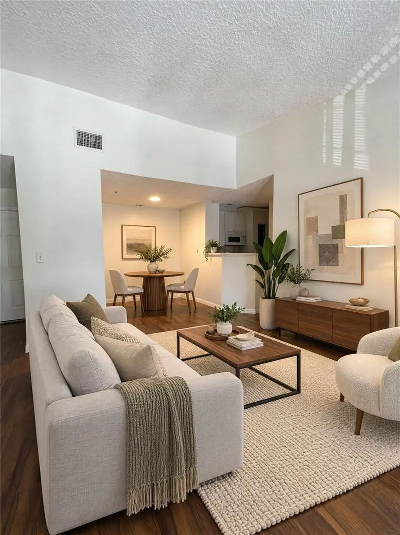 249 Afton Sq #306, FL