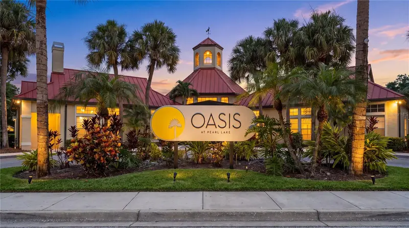 249 Afton Sq #306, FL