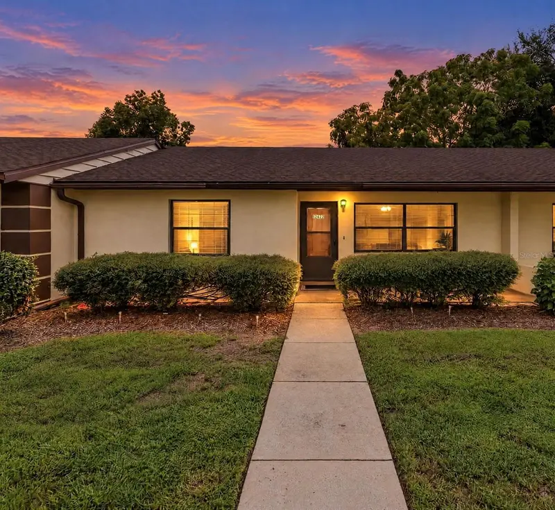 12422 Clubhouse Ct, FL