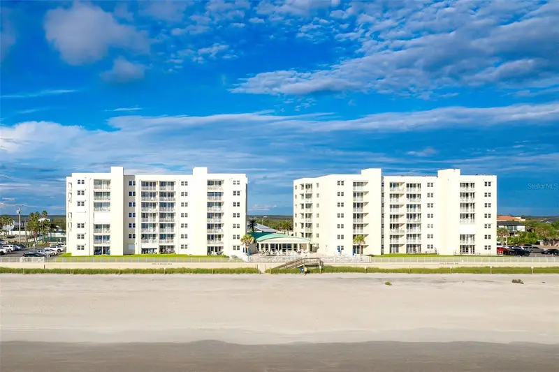 4495 S Atlantic Ave #401, FL