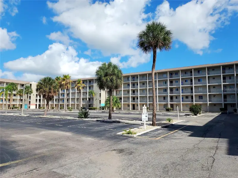 3520 Lake Bayshore Dr #K111, FL