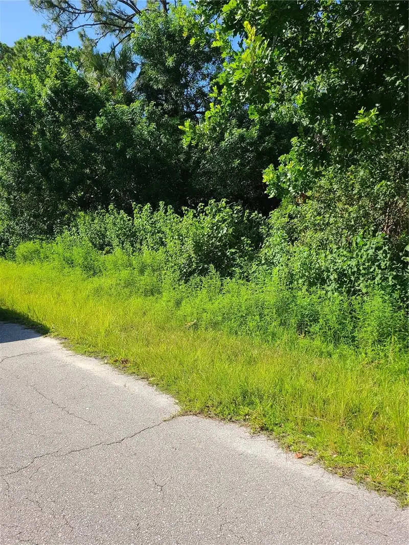 Corvette Ln, FL