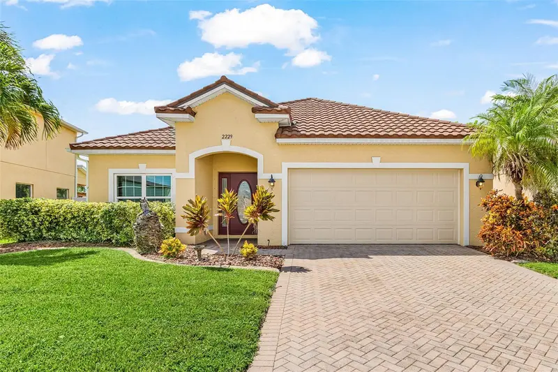 2229 Cape Heather Cir, FL