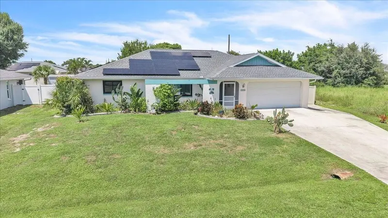 766 Sidney Ter, FL