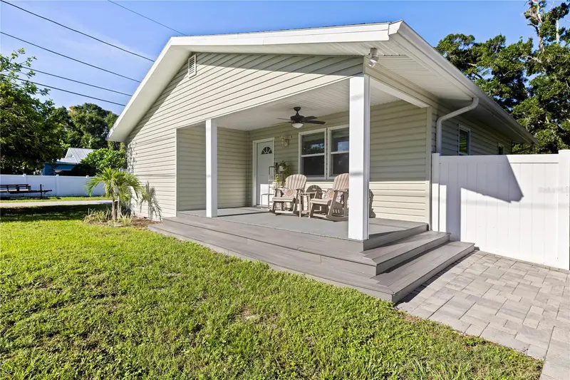 401 Dempsey Rd, FL