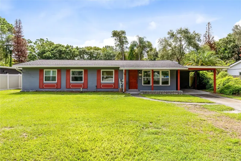 5218 Lake Howell Rd, FL