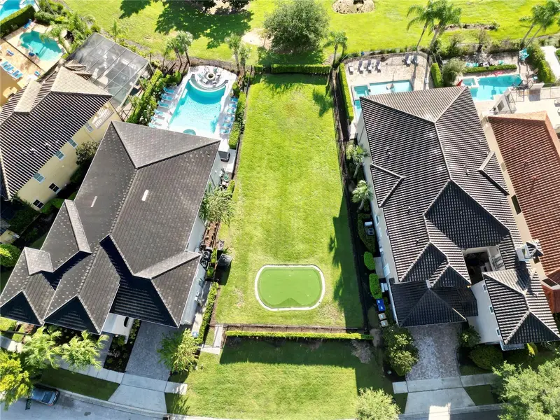 425 Muirfield Loop, FL