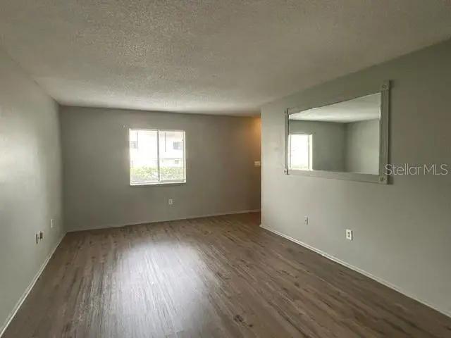 682 Leslie Ct #682, FL
