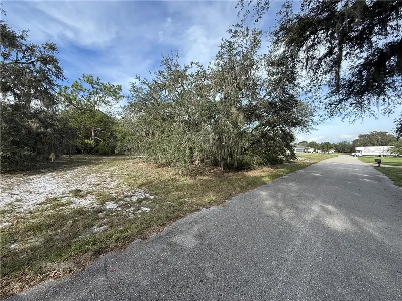 209 Robinhood Ter, FL