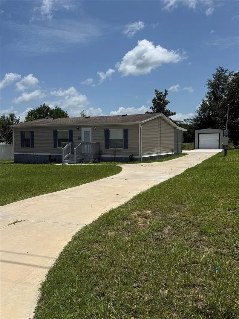 8475 S Linden Pt, FL