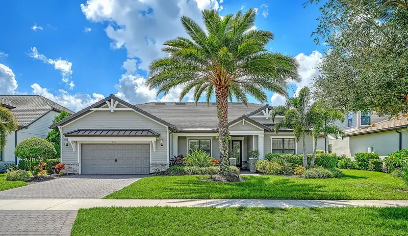 7997 Grande Shores Dr, FL