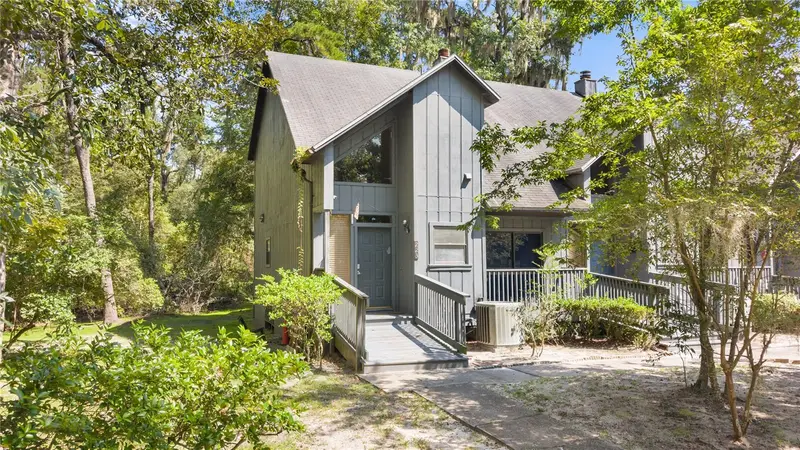 223 Nw 34th St, FL