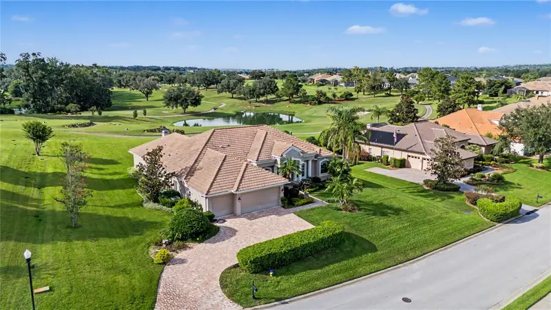 13823 Thoroughbred Dr, FL