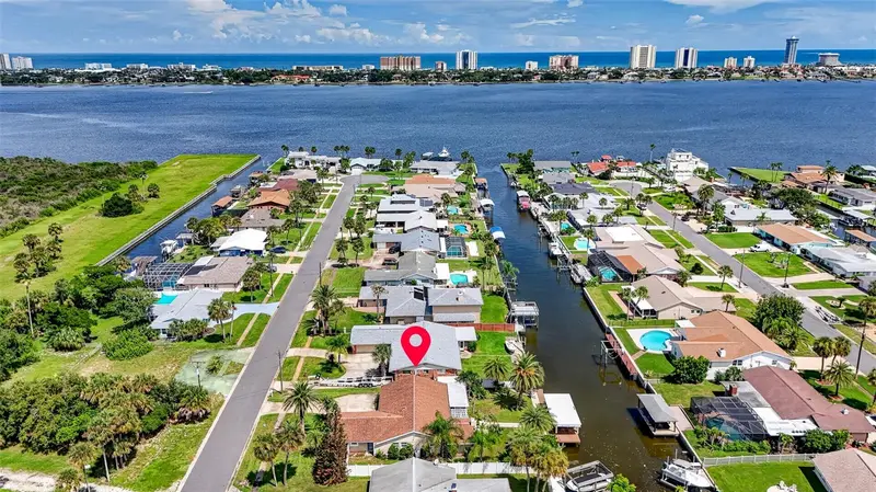 149 Sea Isle Cir, FL
