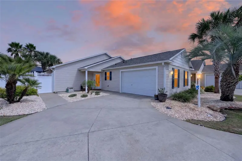 1945 Fiddlewood Pl, FL