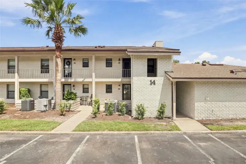 3124 Plaza Terrace Dr #3124, FL